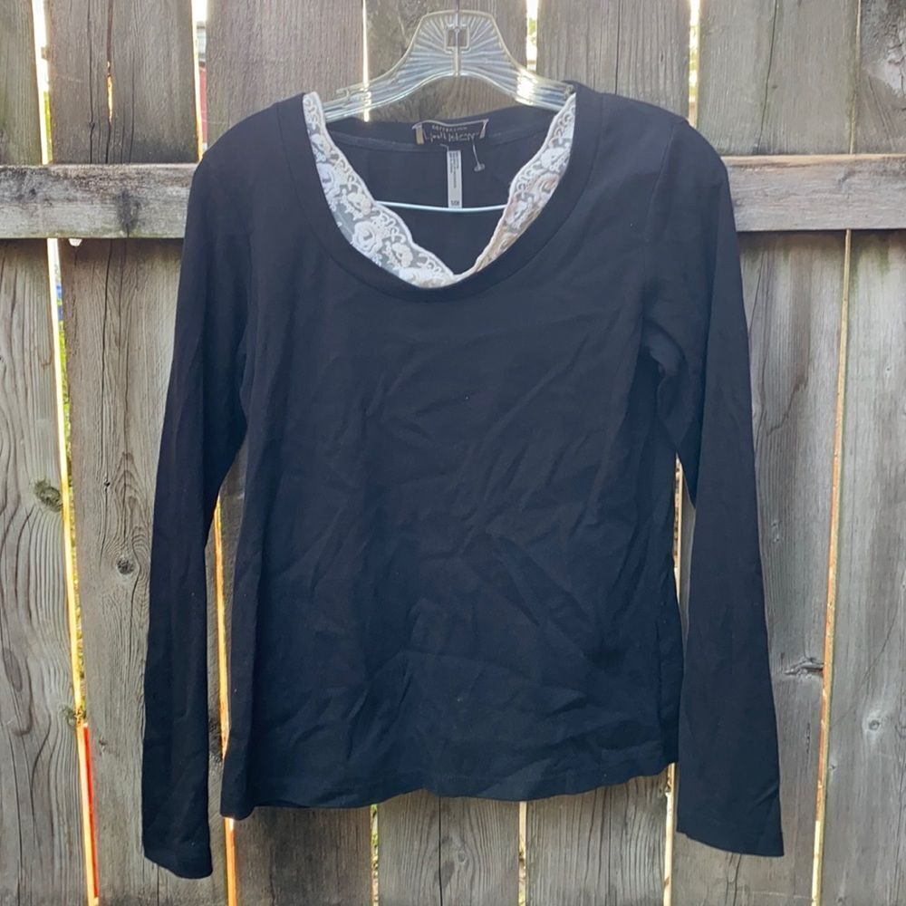 Mary McFadden black laced top sz. S